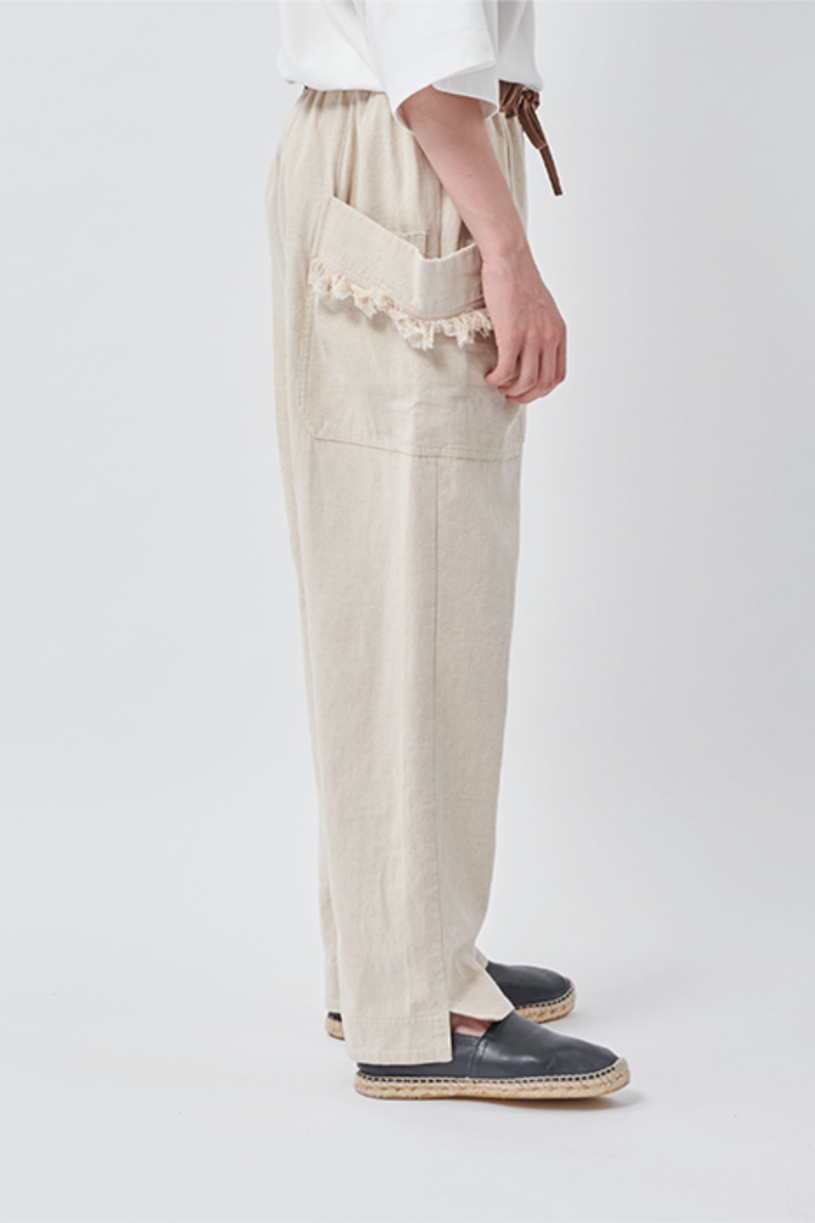 イージーパンツ : FRINGE GARDENER TROUSER / フリンジガーデナートラウザー "SITAR" - キナリ