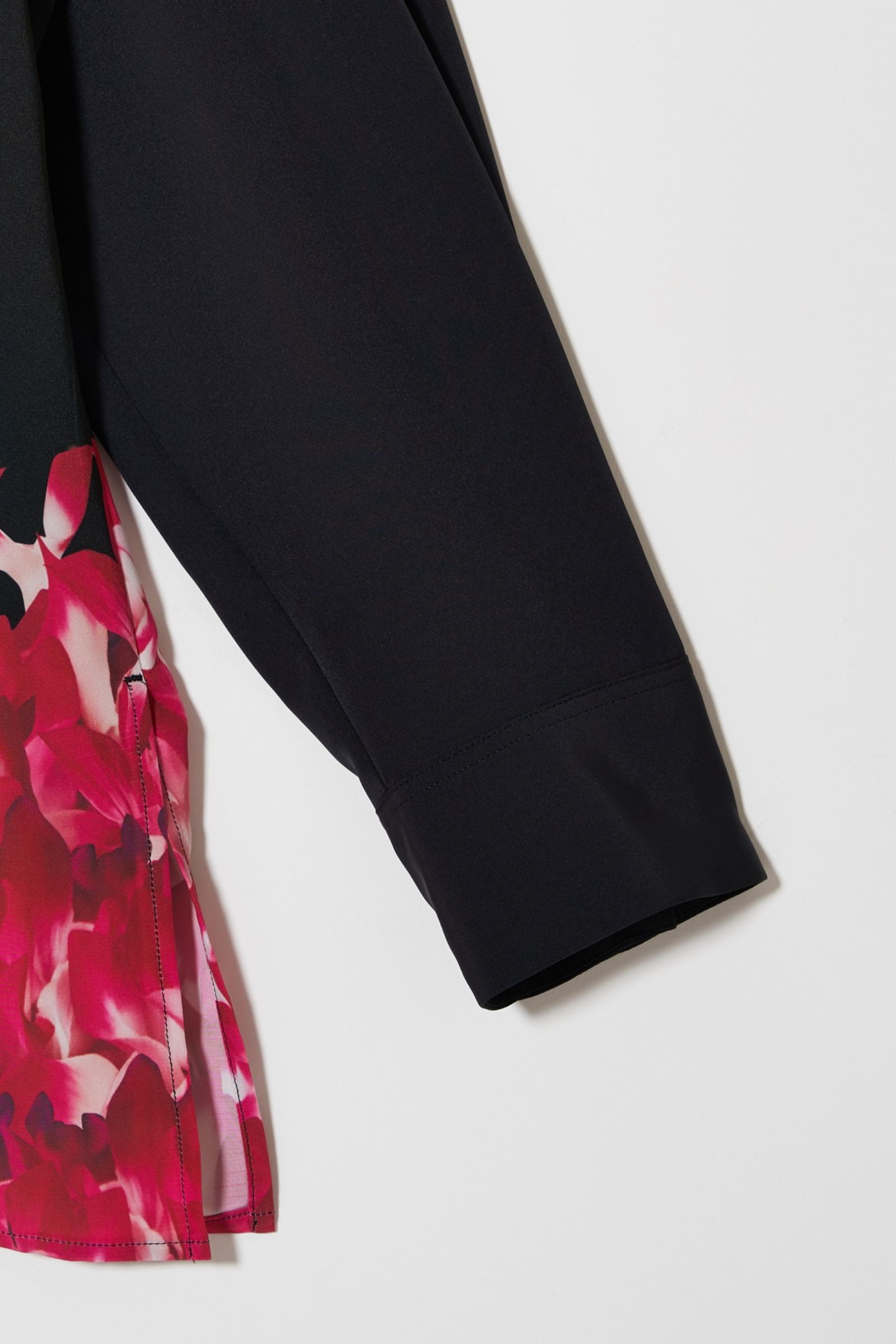 長袖シャツ : Flower pattern shirt / フラワーパターンシャツ - black