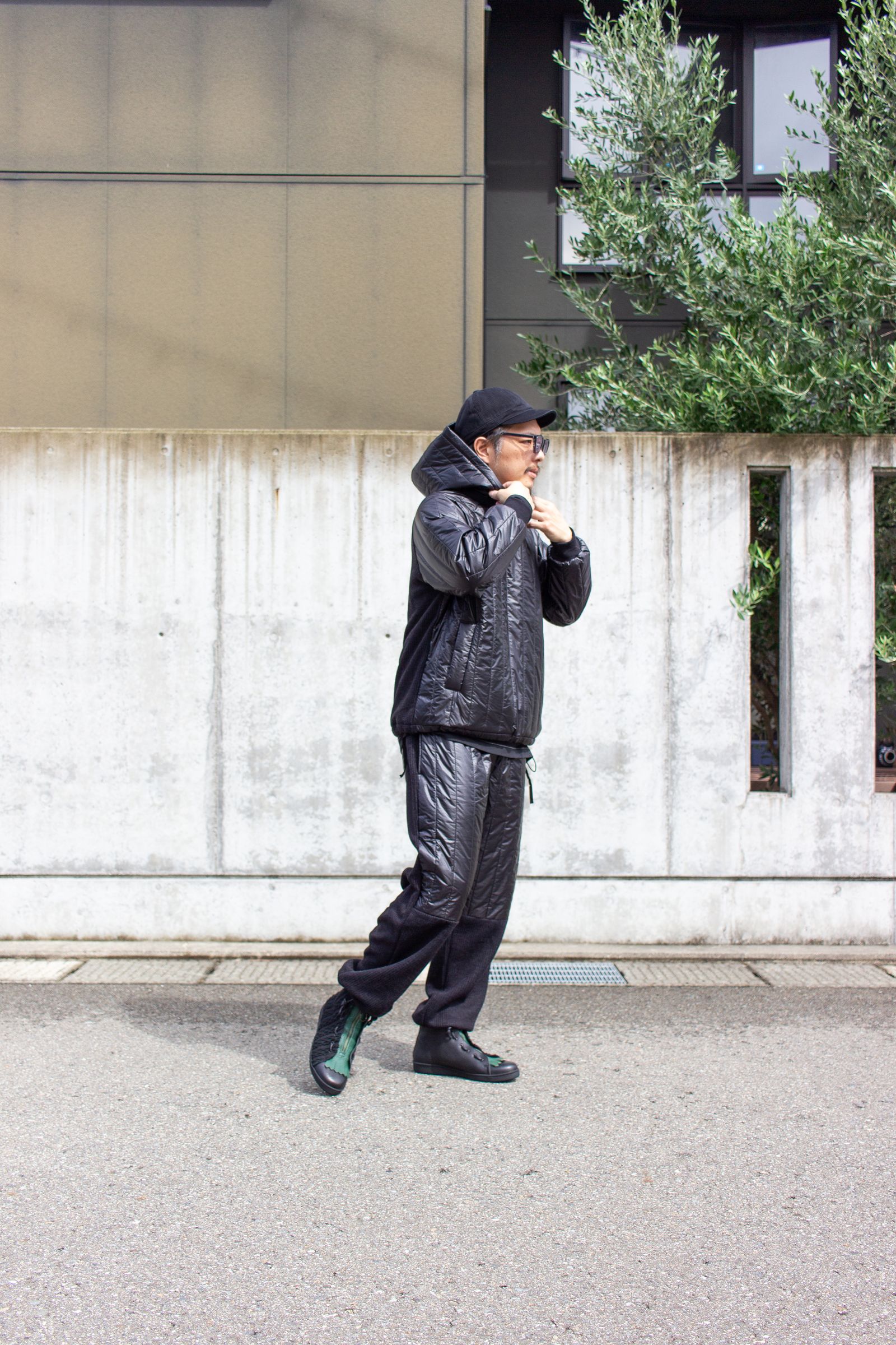 ALL BLACK セットアップコーデ『VOO + RYU + CPH + meagratia』