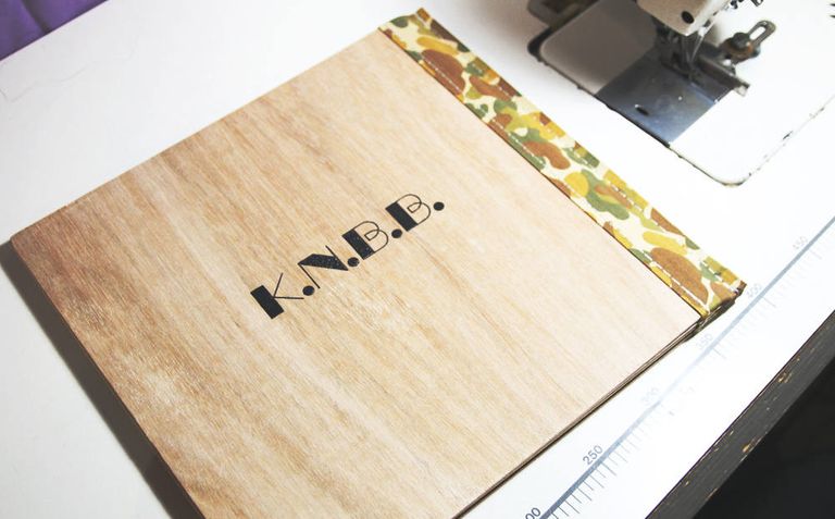 バーのお手伝い《BAR "K.N.B.B."のメニュー表》