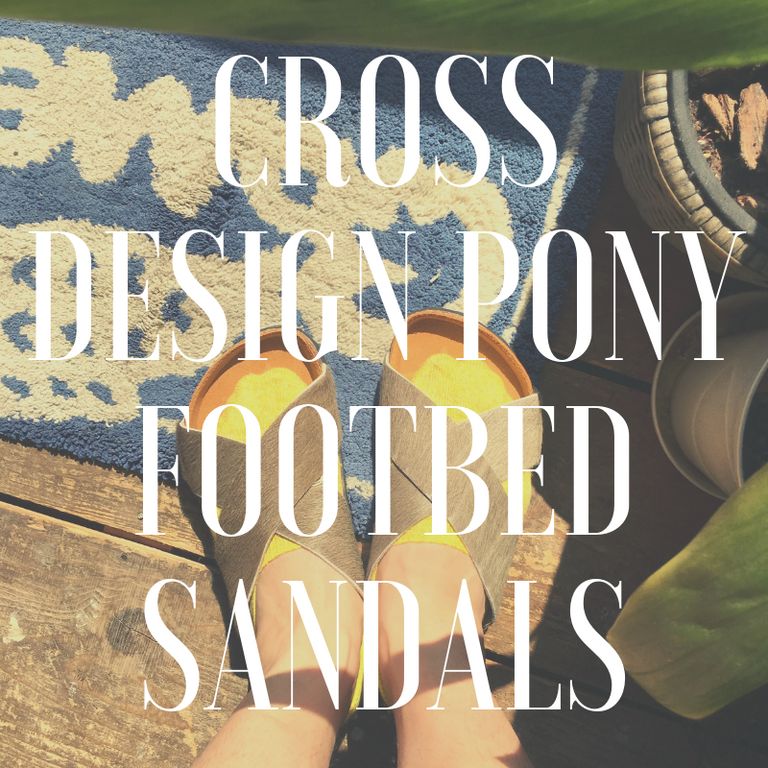 良いサンダルに出会いました【Sonia C : Cross design pony footbed sandals】