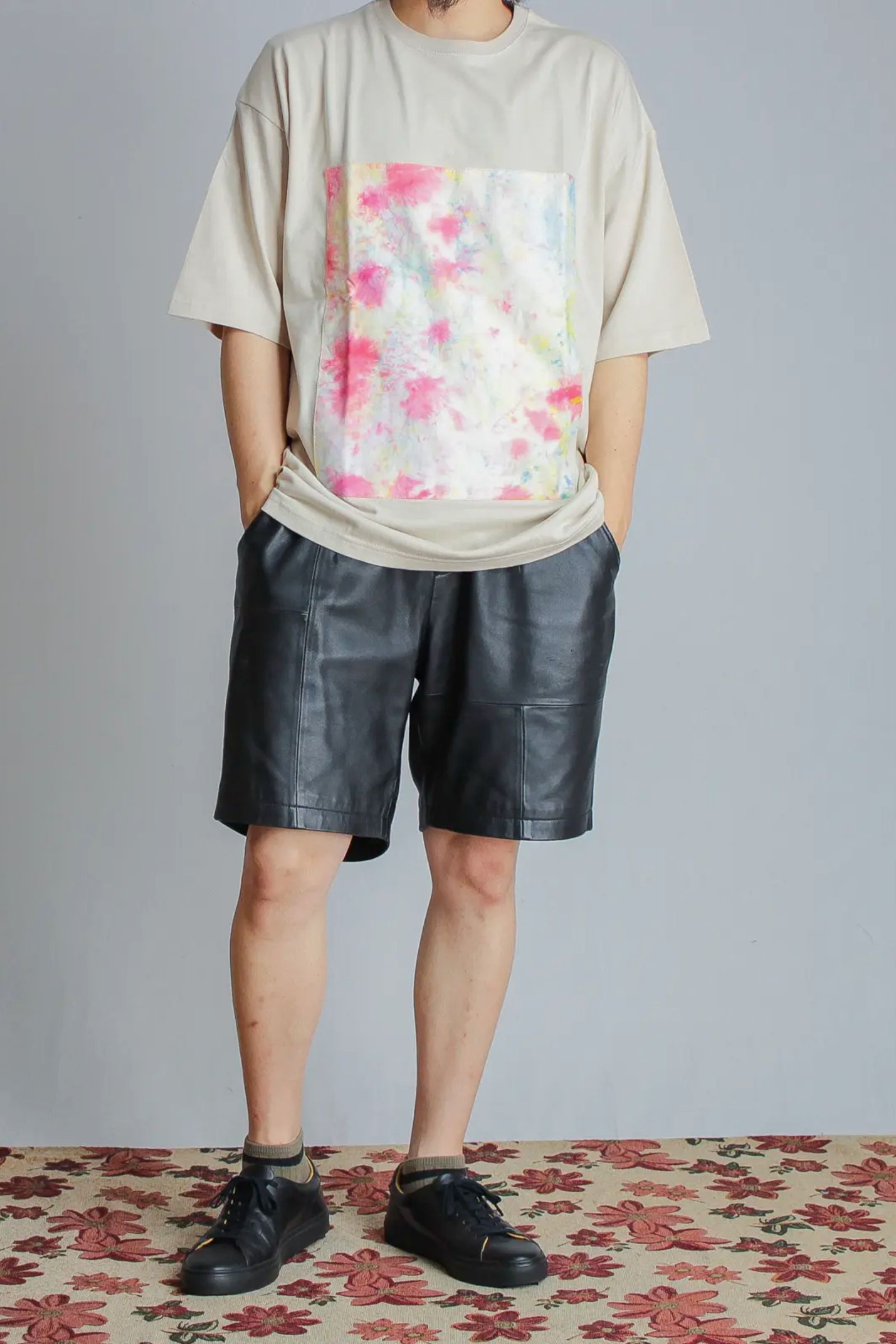 ムラ染めパネルTシャツ