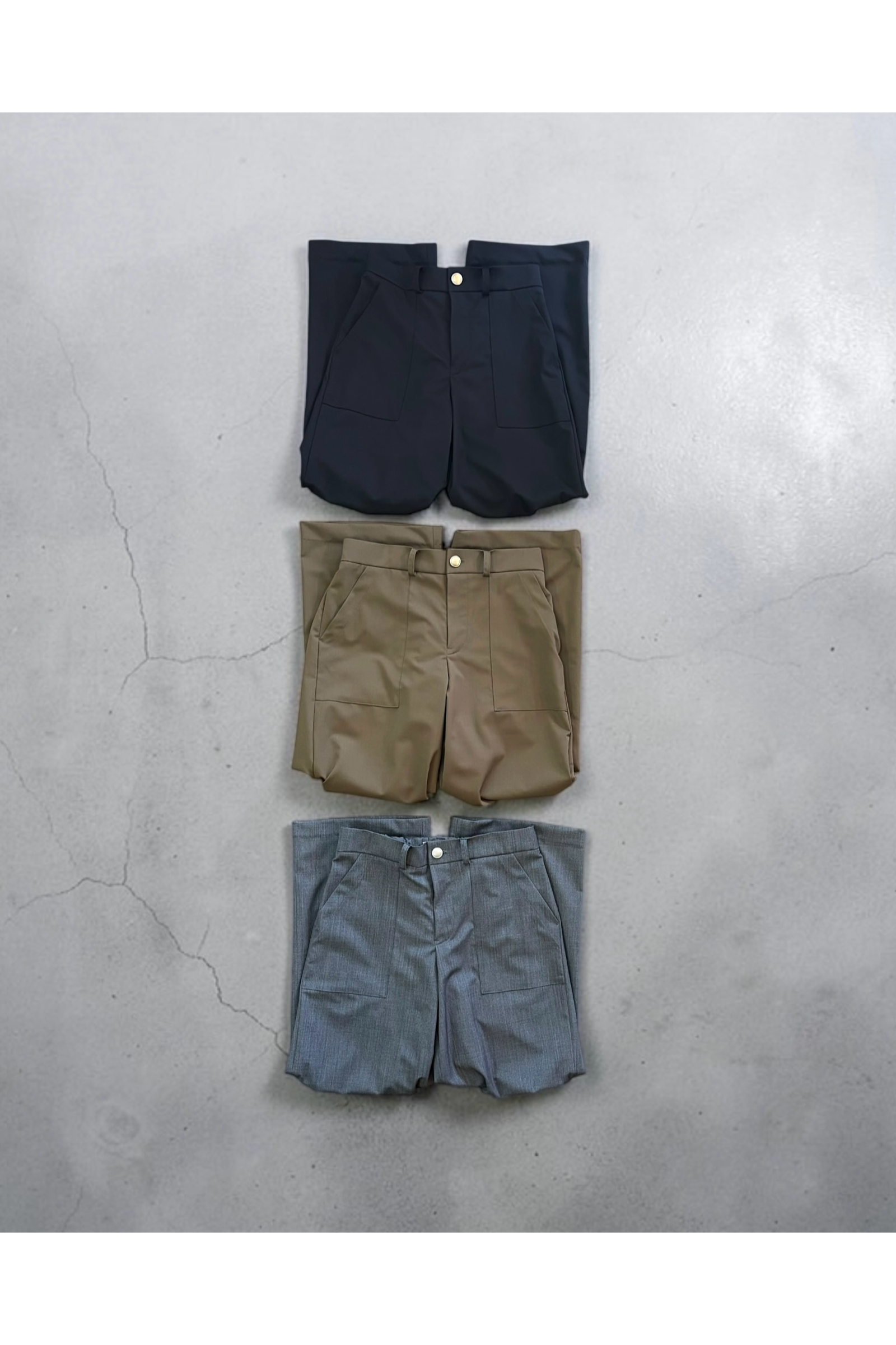 UTILITY FORMAL-PT / ユーティリティフォーマルパンツ : スラックス - KHAKI