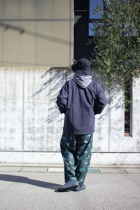 春先のお出かけはこんな感じで『Frame switchwear + chloro + roundabout』