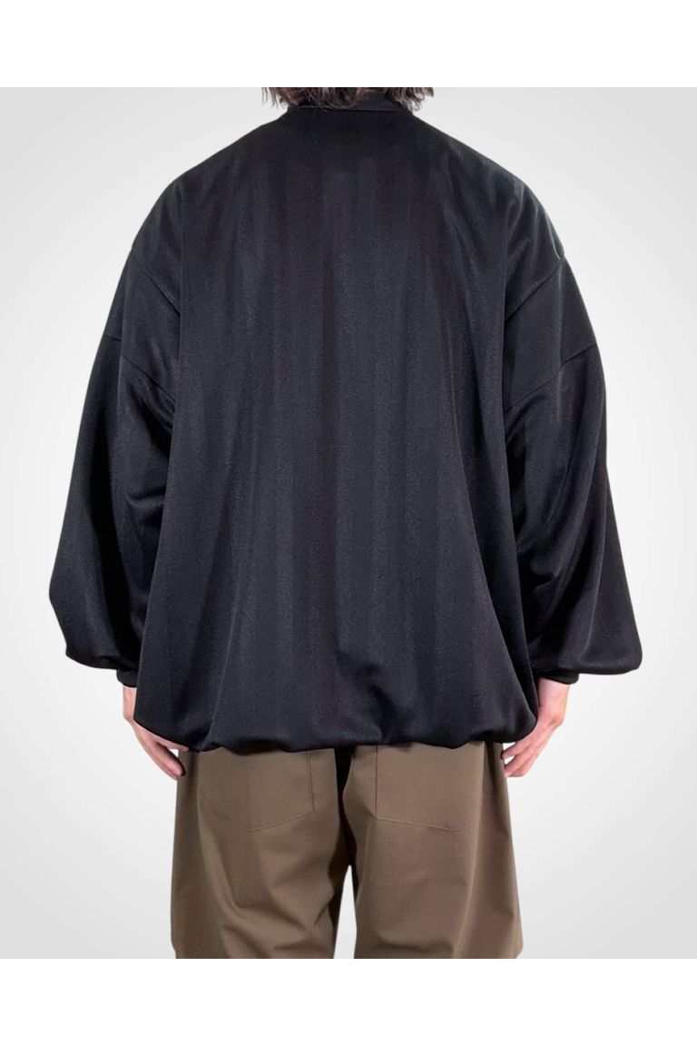 身長172cm : Size RELAX着用