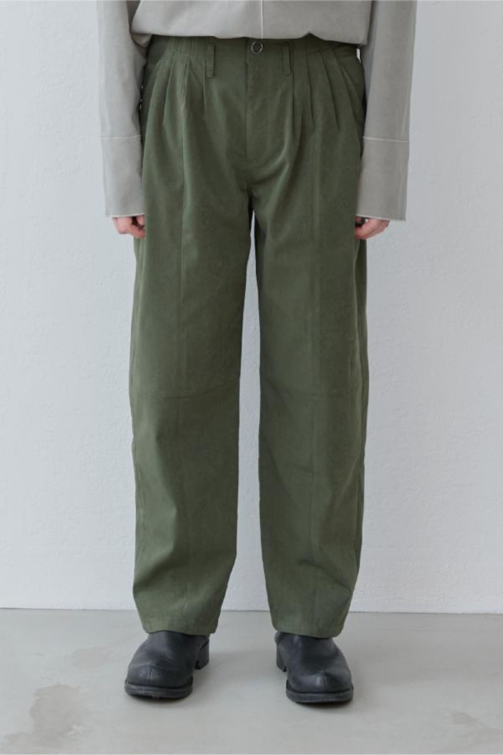VEAGAN SUEDE TROUSERS  / ヴィーガンスエードトラウザーズ "MCADAM" - KHAKI