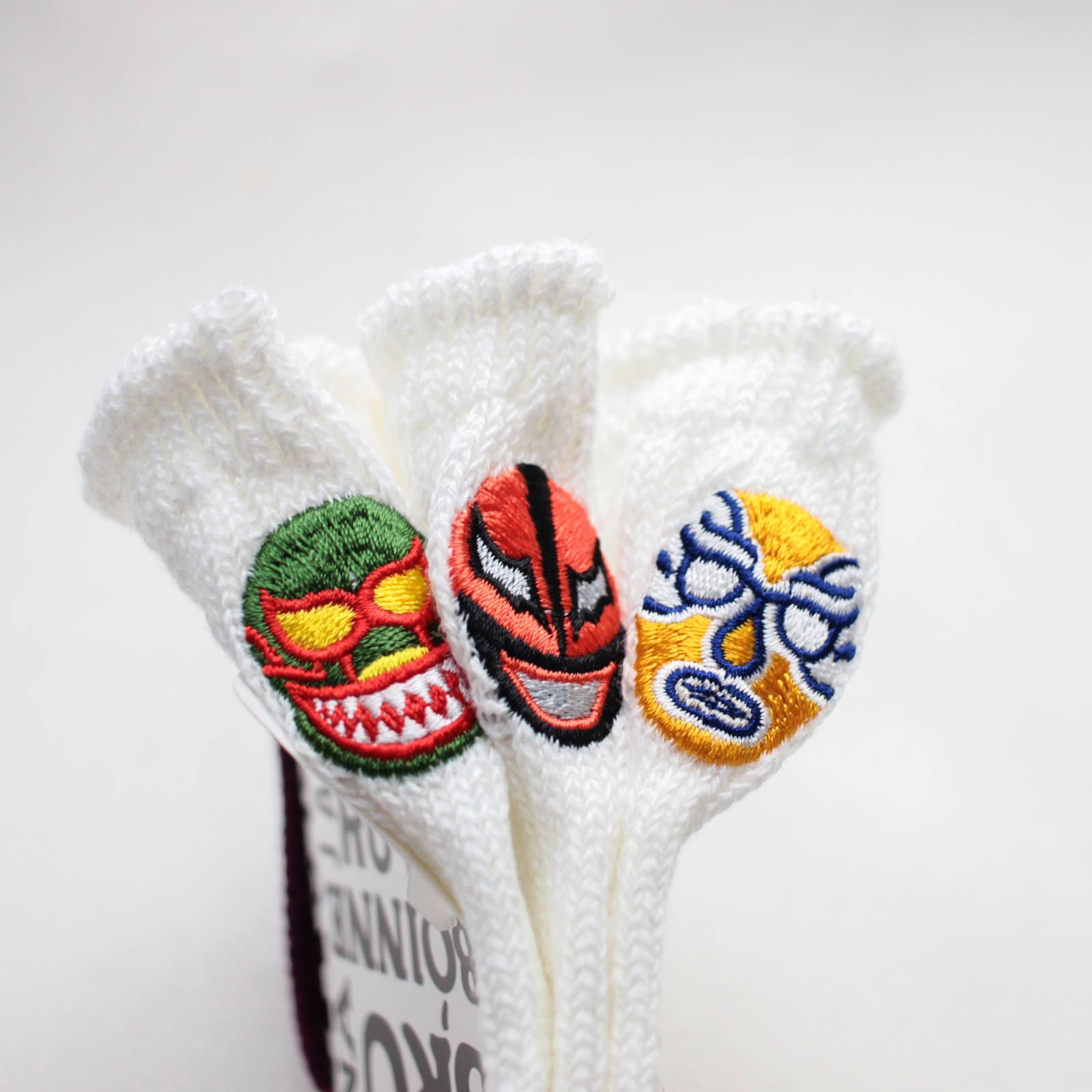 おなじみコラボアイテム今期も登場!刺繍シリーズ最後を飾るのは おなじみコラボアイテム今期も登場!刺繍シリーズ最後を飾るのは