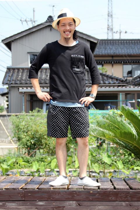 黒やけど重くない♪