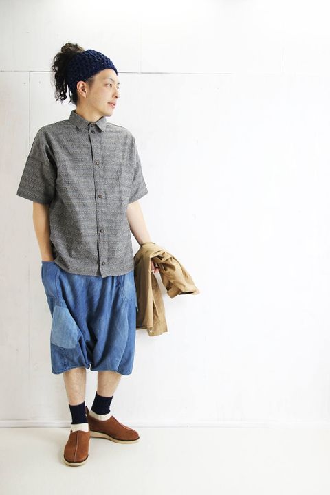 シャツonシャツ
