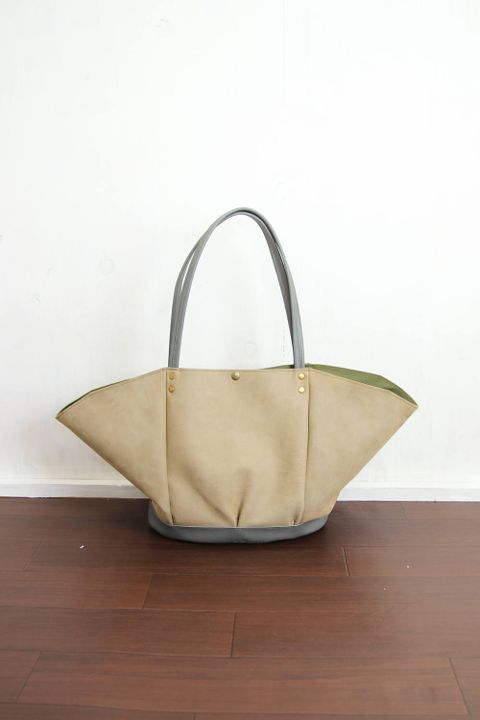 ヌバックxレザー  BloomingBAG
