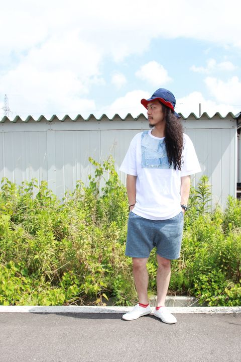 差し色は"赤"