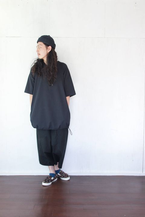 初夏の黒