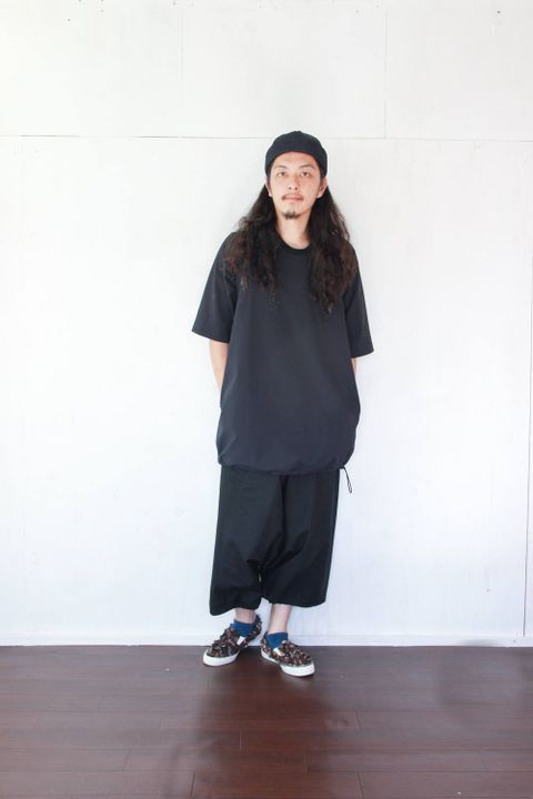 初夏の黒