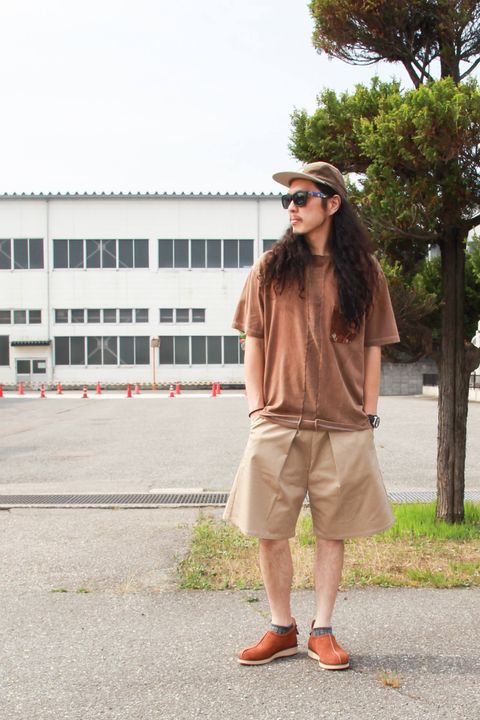 ブラウン