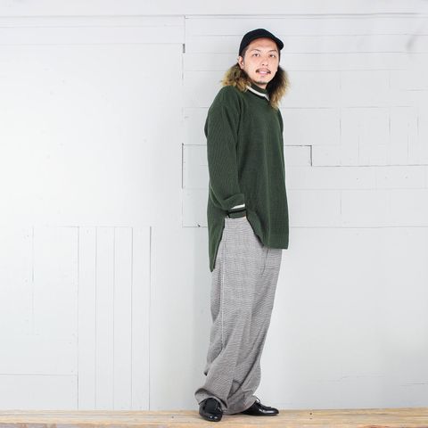 本日のコーディネート ~パンツを色違いでコーディネート。どちらがお好み?~