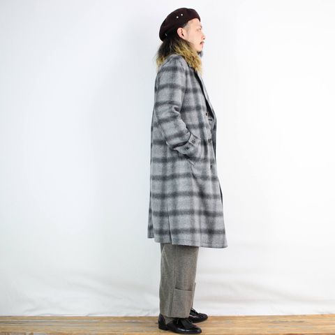 傳tutaeeのウールパンツを使ったコーディネート【土曜日】