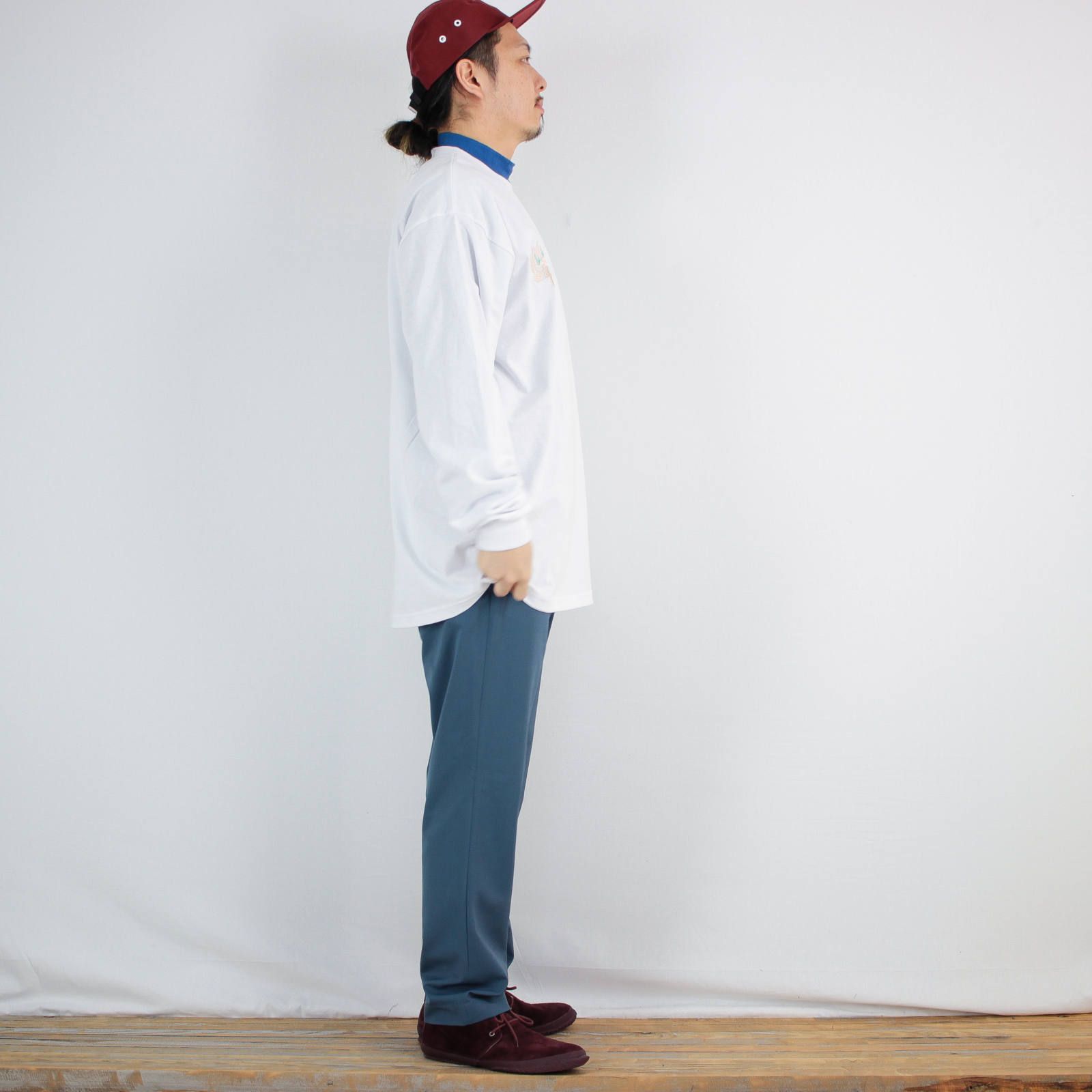 cobachiの刺繍長袖Tシャツを使ったコーディネート【月曜日】