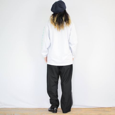 cobachiの刺繍長袖Tシャツを使ったコーディネート【水曜日】