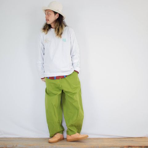 cobachiの刺繍長袖Tシャツを使ったコーディネート【木曜日】