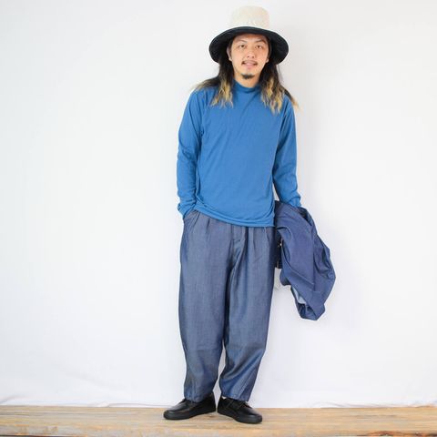 RYUのモックネックカットソーを使ったコーディネート【2日目】