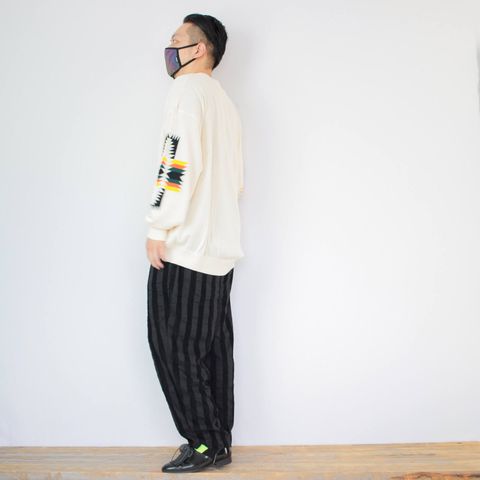 kelenのストライプ2タックパンツを使ったコーディネート【3日目】