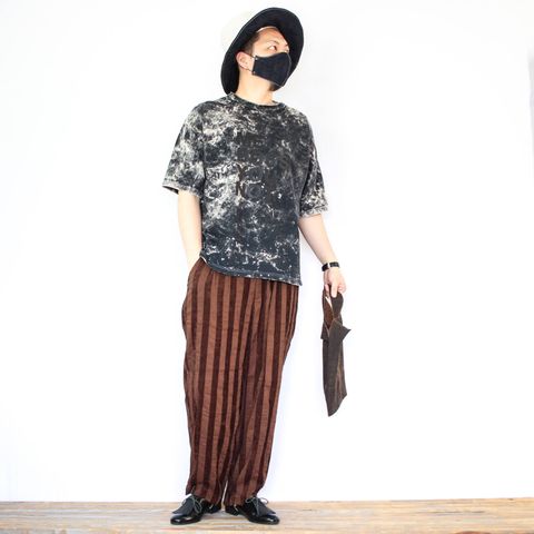 VOOの硫化染めTシャツを使ったコーディネート【2日目】