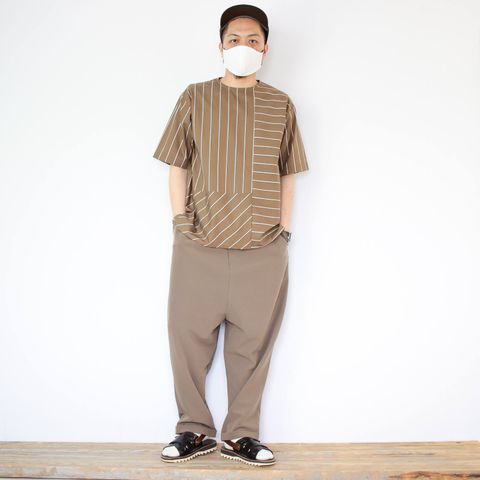kelenのバックジップシャツを使ったコーディネート【2日目】