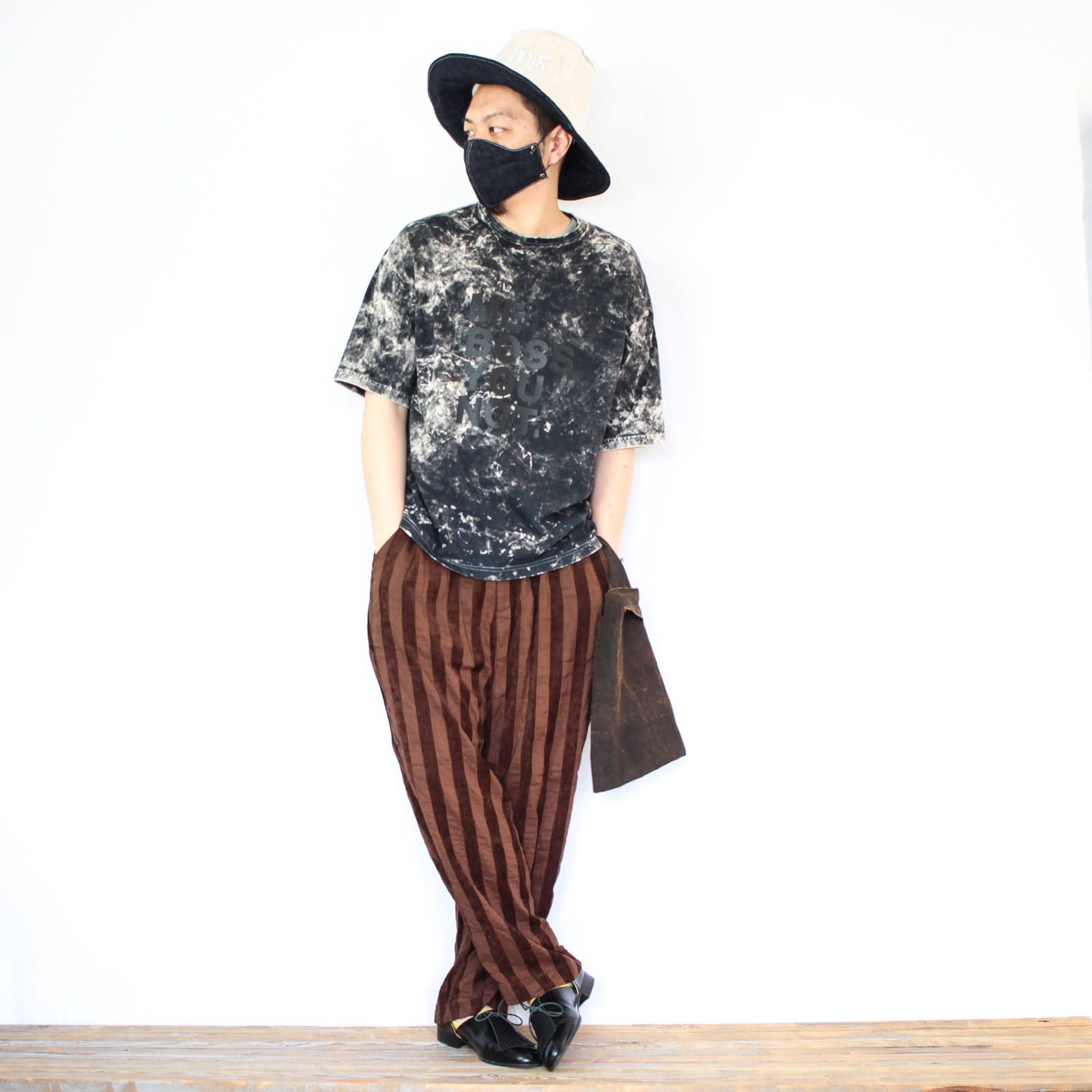 VOOの硫化染めTシャツを使ったコーディネート【2日目】