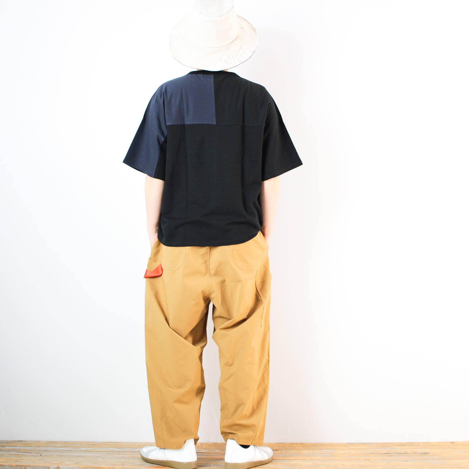 kelenのバイカラーホッケーTシャツを使ったコーディネート【2日目】