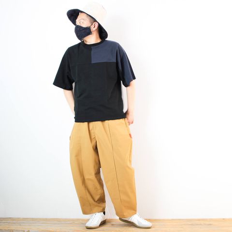 kelenのバイカラーホッケーTシャツを使ったコーディネート【2日目】