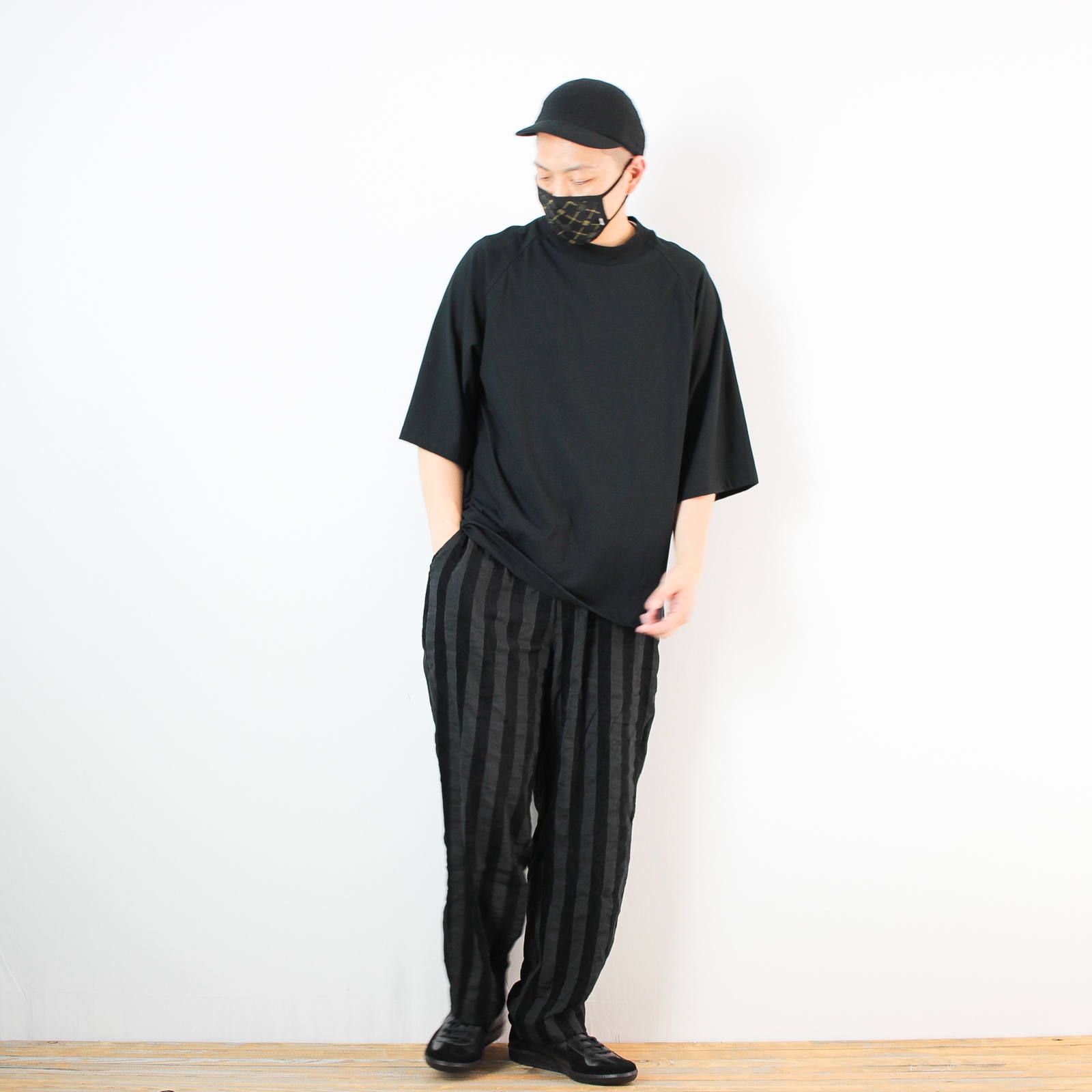 chloroのモックネックTシャツを使ったコーディネート【1日目】