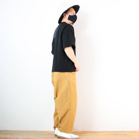 kelenのバイカラーホッケーTシャツを使ったコーディネート【2日目】