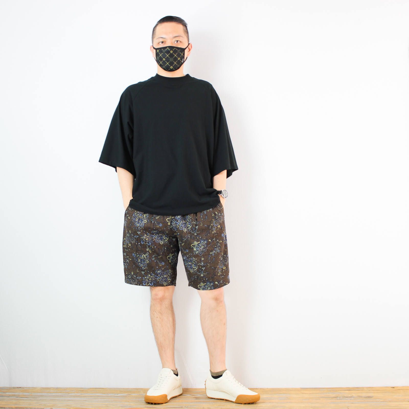 chloroのモックネックTシャツを使ったコーディネート【3日目】
