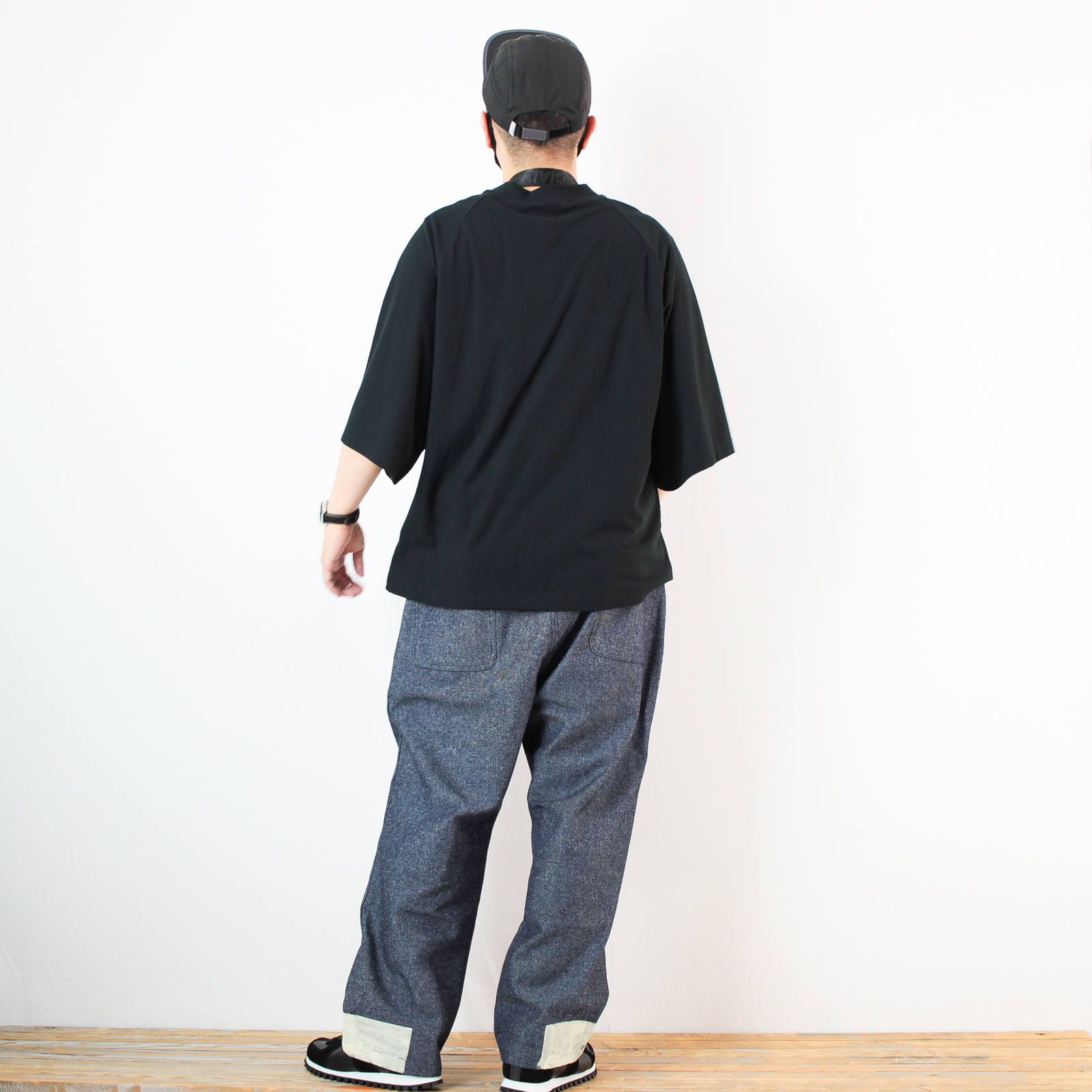 chloroのモックネックTシャツを使ったコーディネート【2日目】