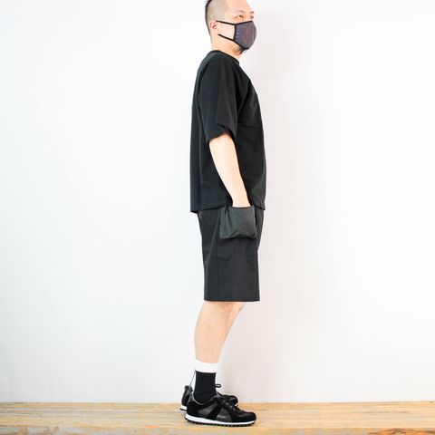 kelenのバイカラーホッケーTシャツを使ったコーディネート【1日目】