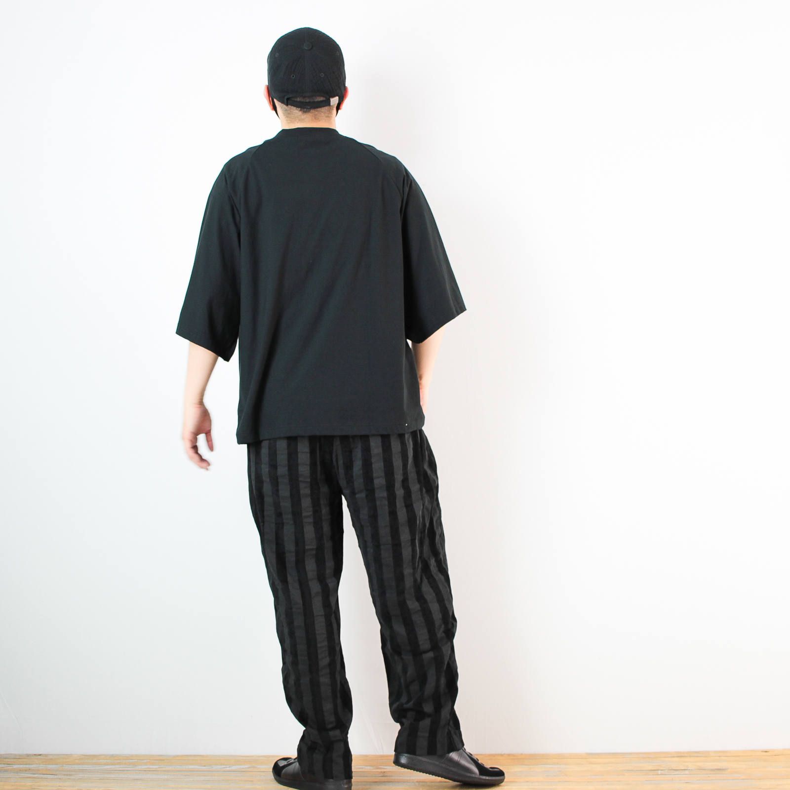 chloroのモックネックTシャツを使ったコーディネート【1日目】