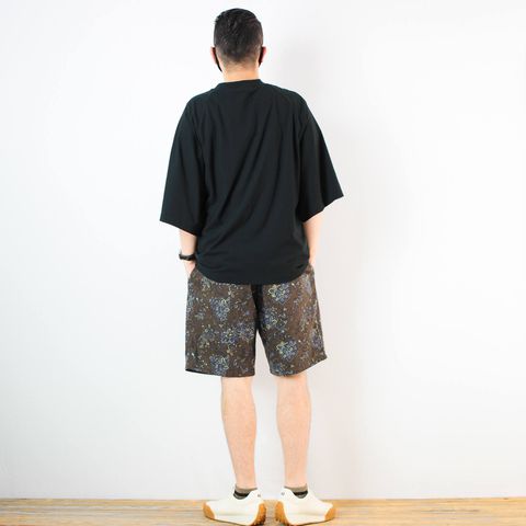 chloroのモックネックTシャツを使ったコーディネート【3日目】