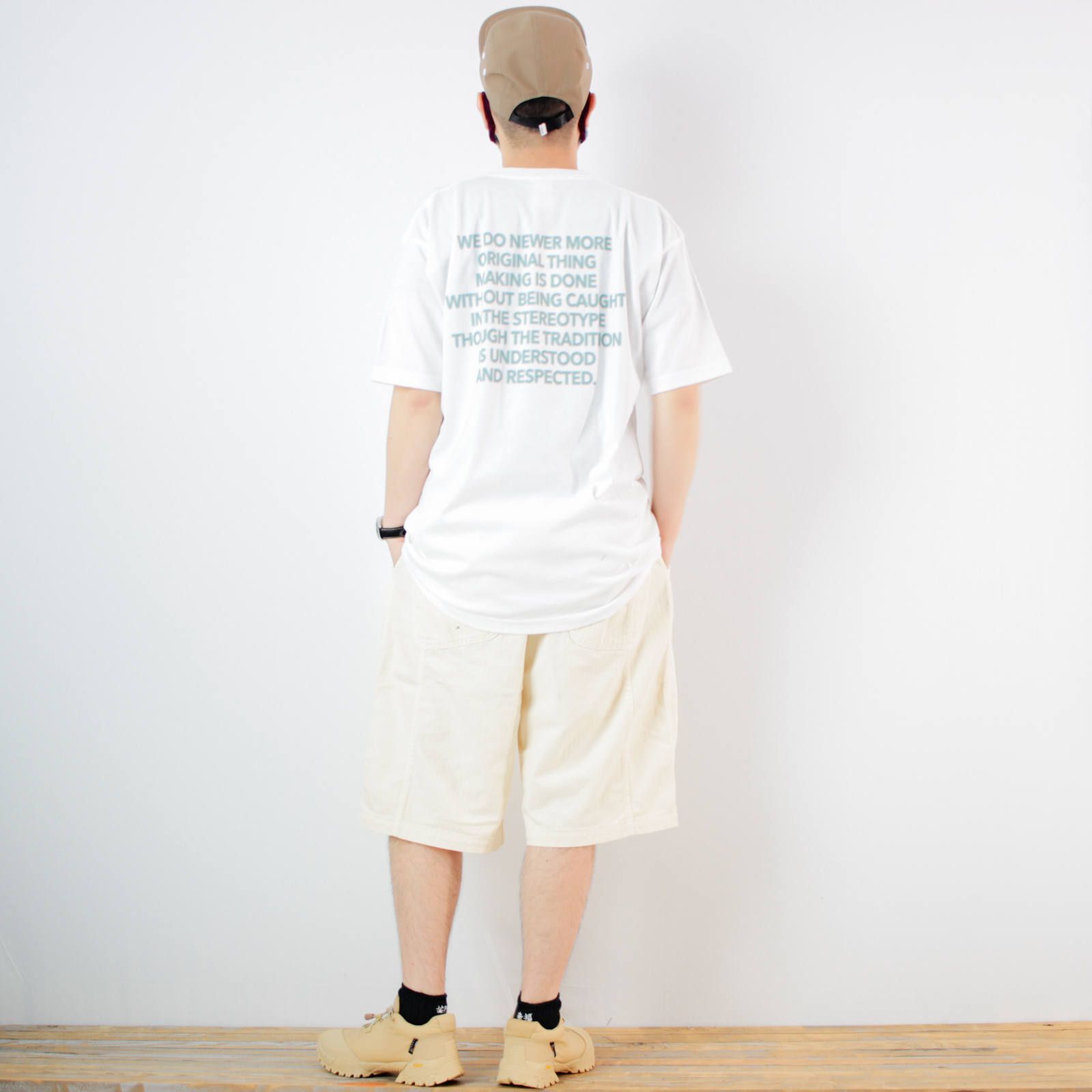 kelenのプリントTシャツを使ったコーディネート【3日目】