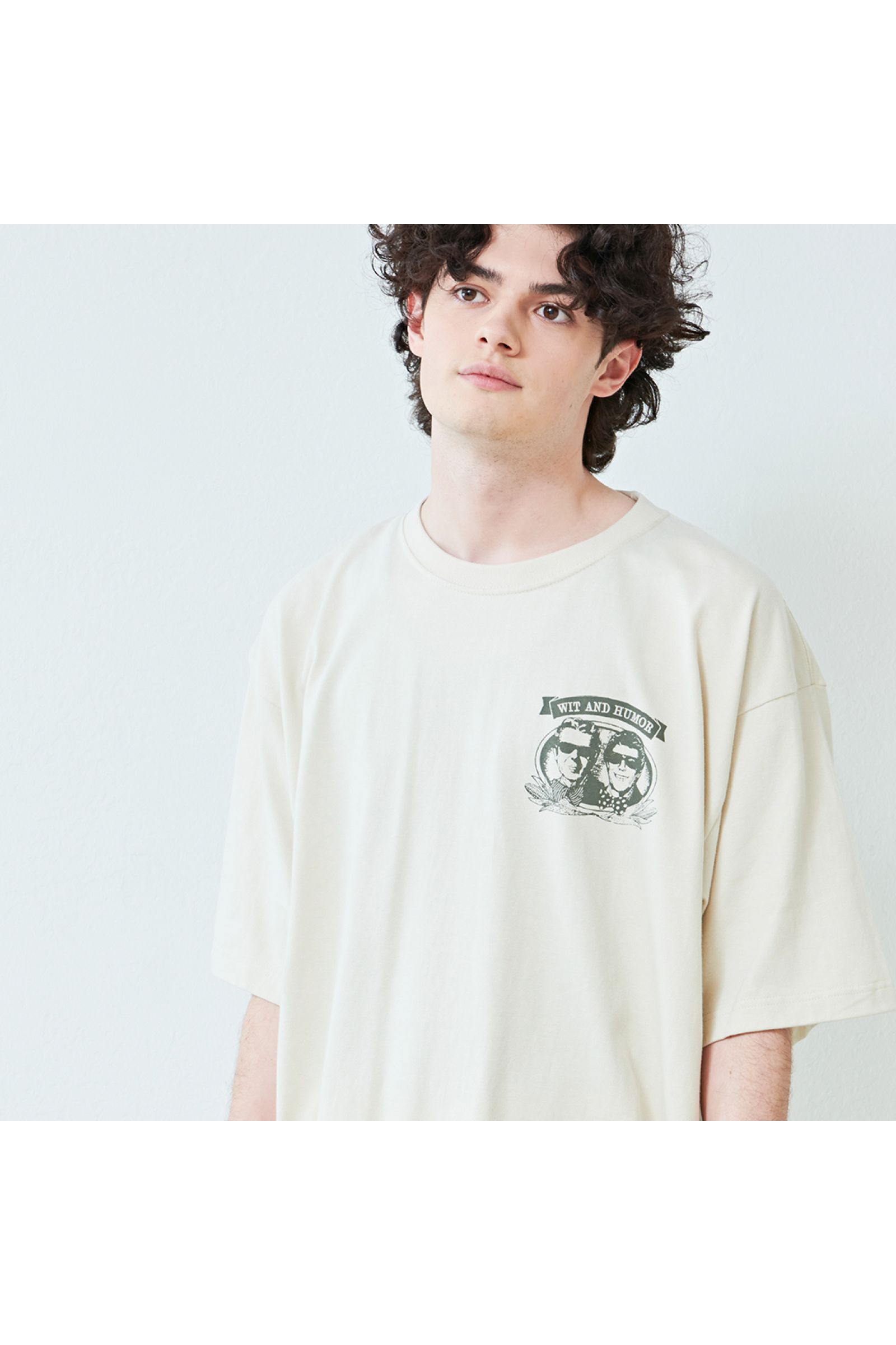 Tシャツ: GRAPHIC SCREEN TEE "THE MAN" / グラフィックスクリーンTEE - サンドベージュ