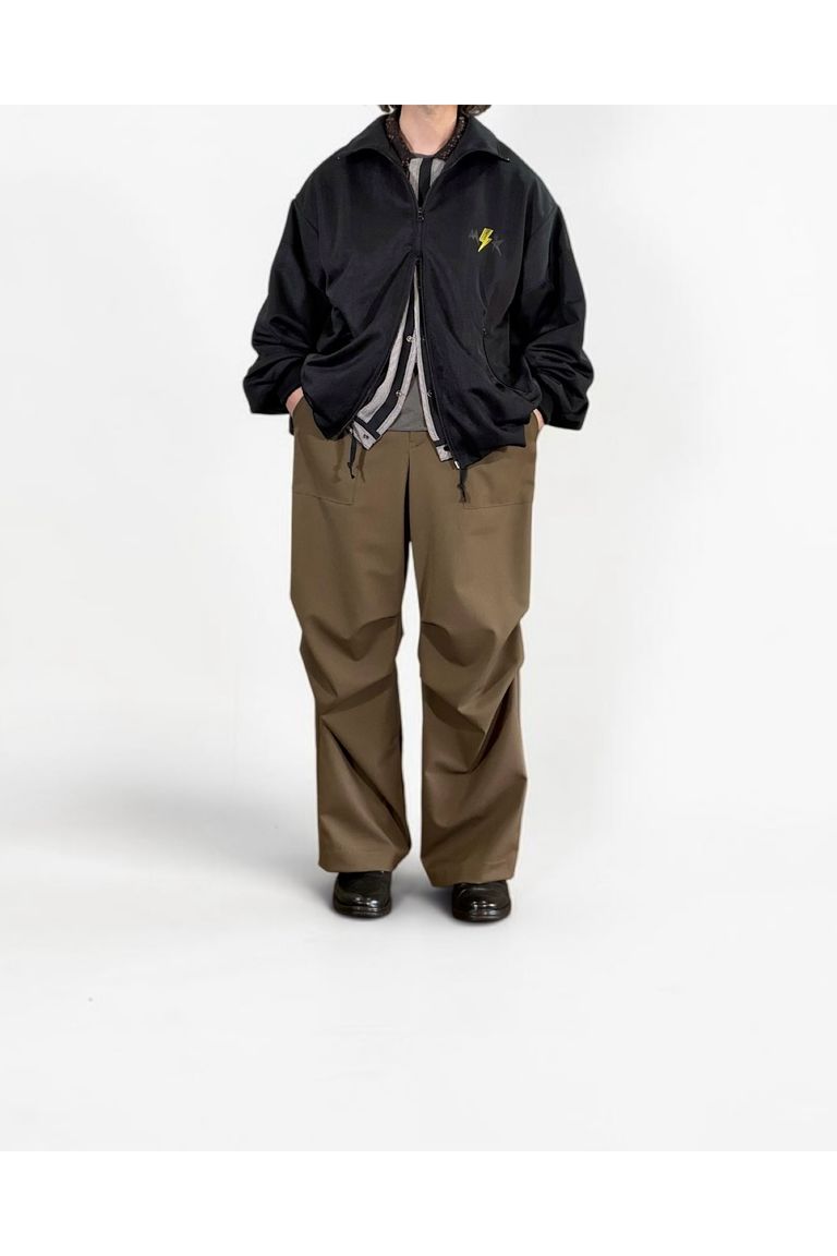 身長172cm : Size RELAX着用