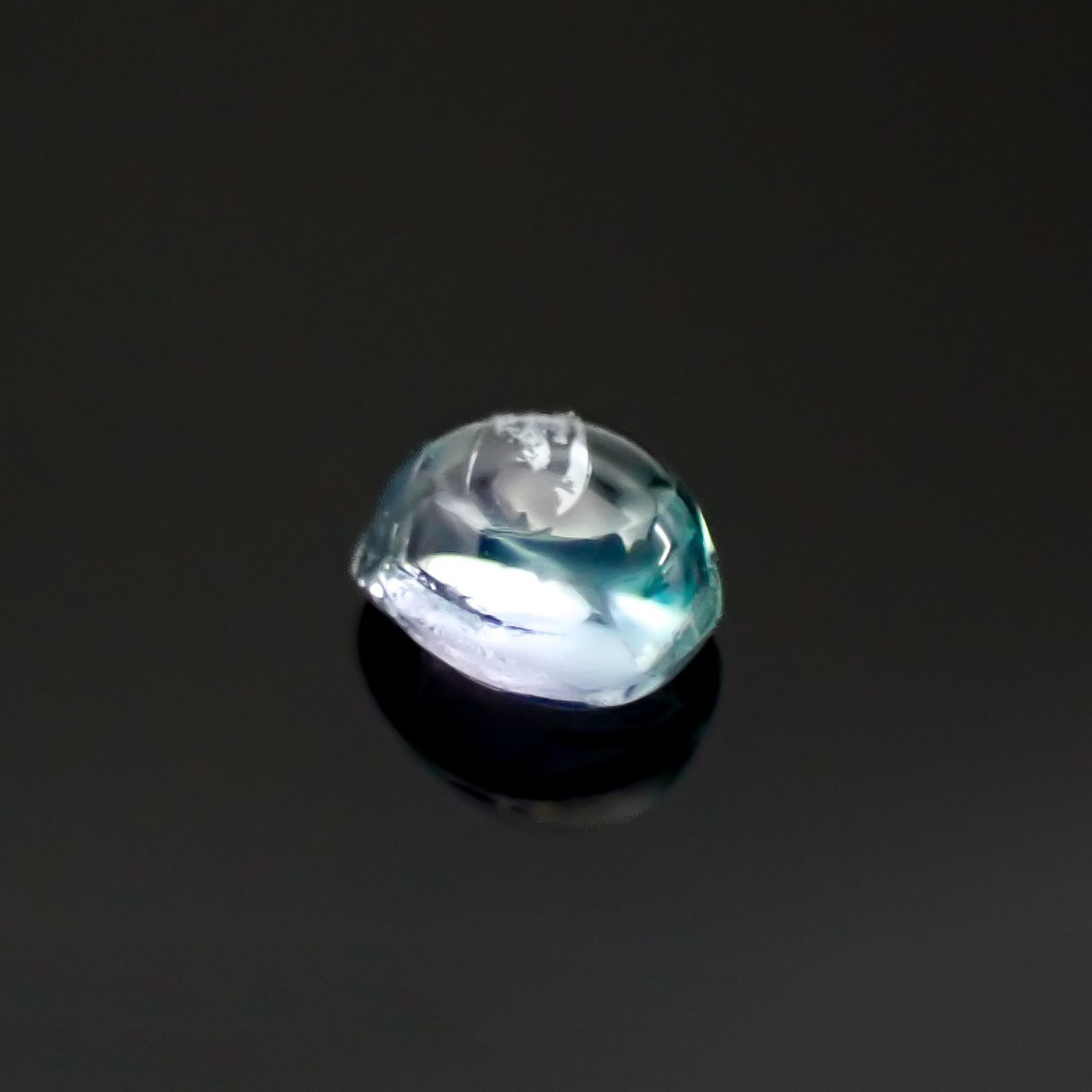 ブルーコーネルピン(宝石名コーネルピン)タンザニア産 0.19ct 識別済[220817348]3.6x2.9mm前後