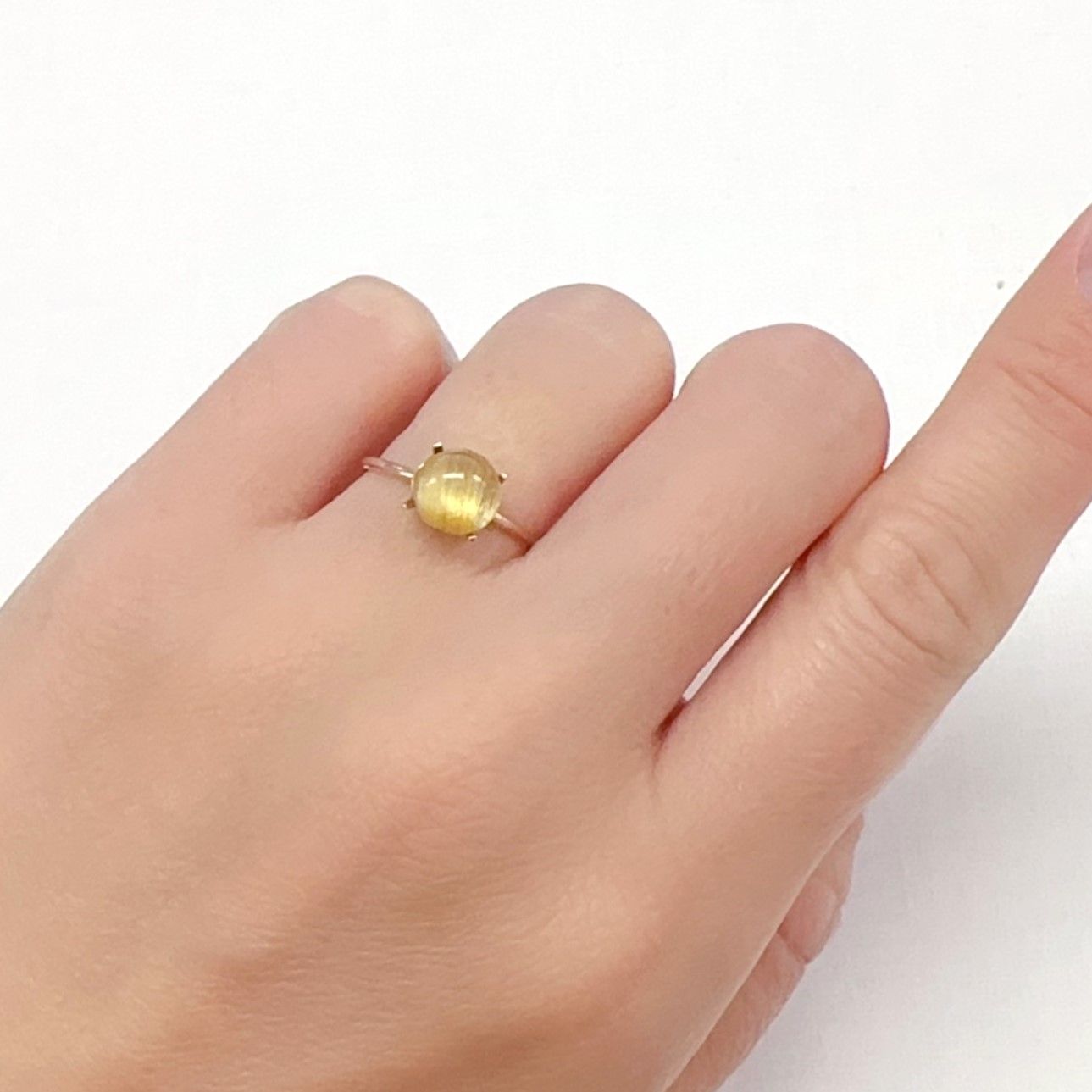 ルチルクオーツ キャッツアイ ブラジル産 1.98ct[240427334]7.3x7.2mm前後