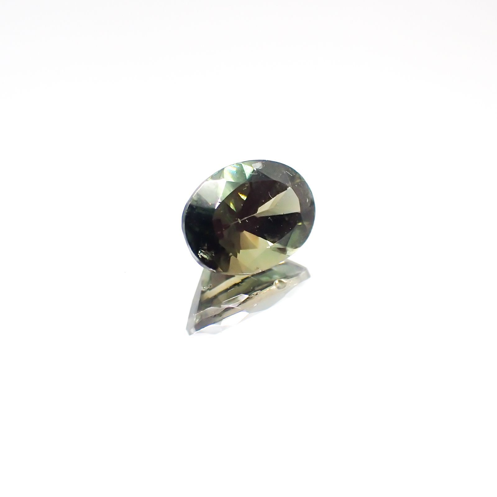 コーネルピン(宝石名コーネルピン)スリランカ産 0.90ct 識別済[230823045]7.1x5.2mm前後