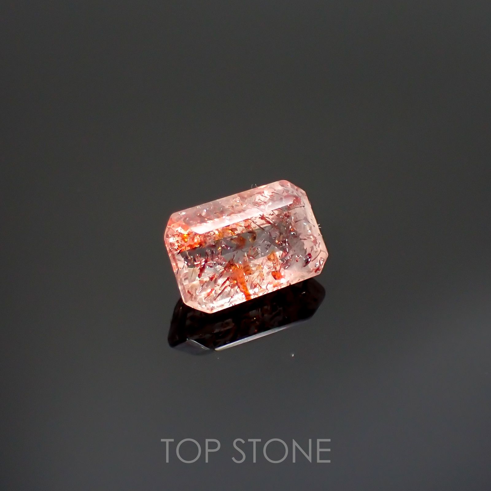 ファイヤークォーツ ナイジェリア産 2.08ct[220114768]9.4x6mm前後