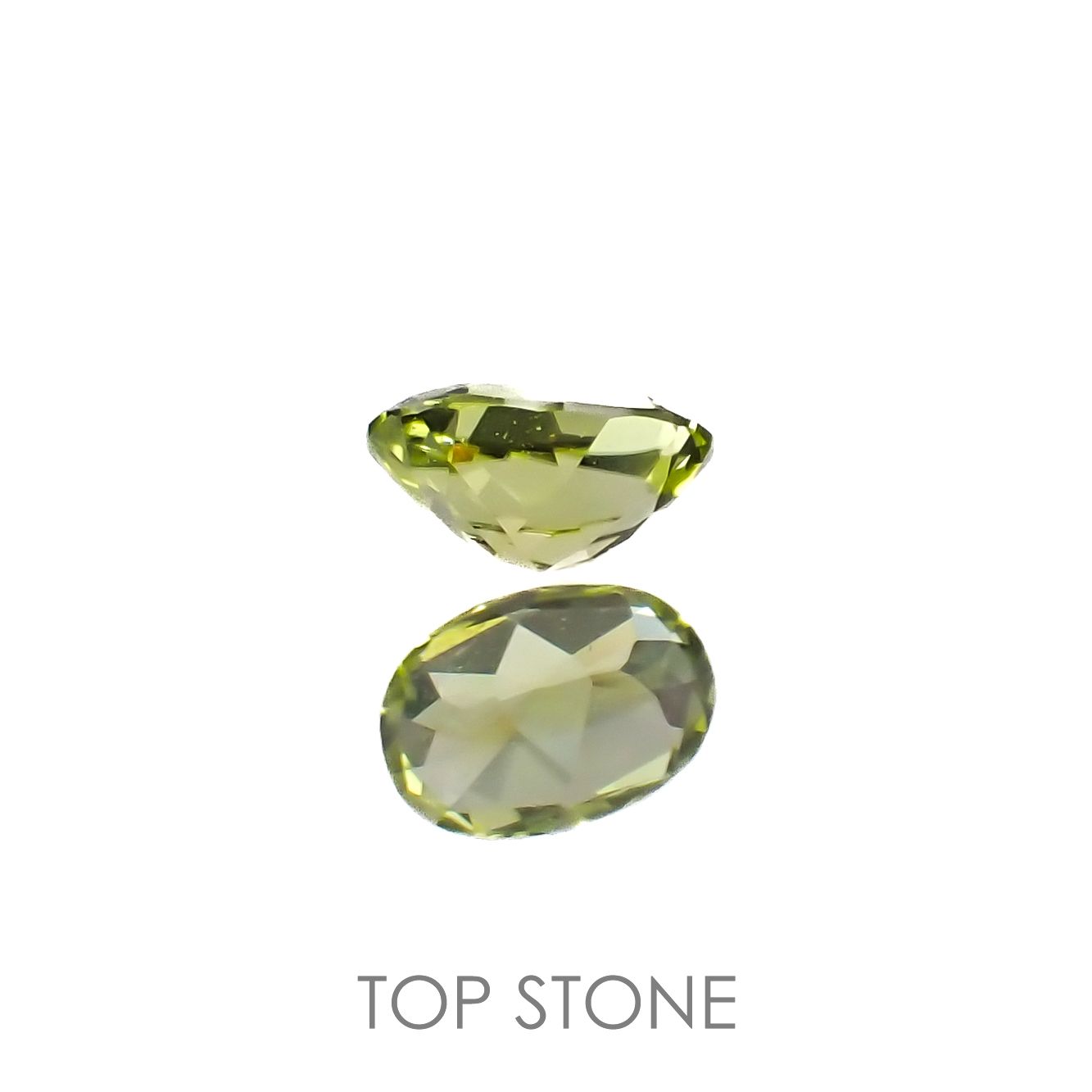 パラサイティックペリドット(宝石名ペリドット)採取地：ロシア 0.23ct 識別済[220616240]4.6x3.2mm前後