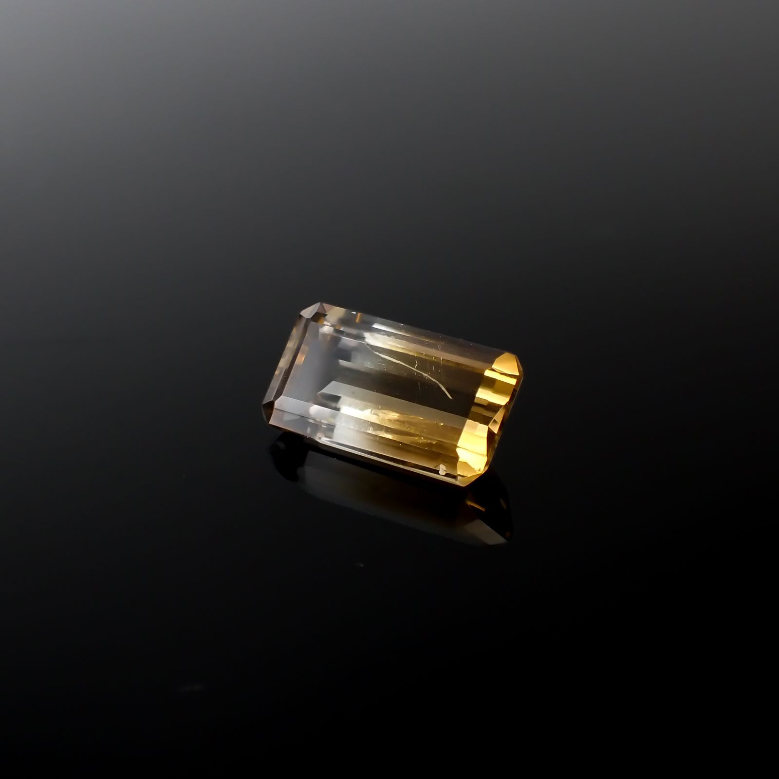バイカラーシトリン ブラジル・ミナスジェライス州産 4.61ct[240326452]13.5x7.4mm前後