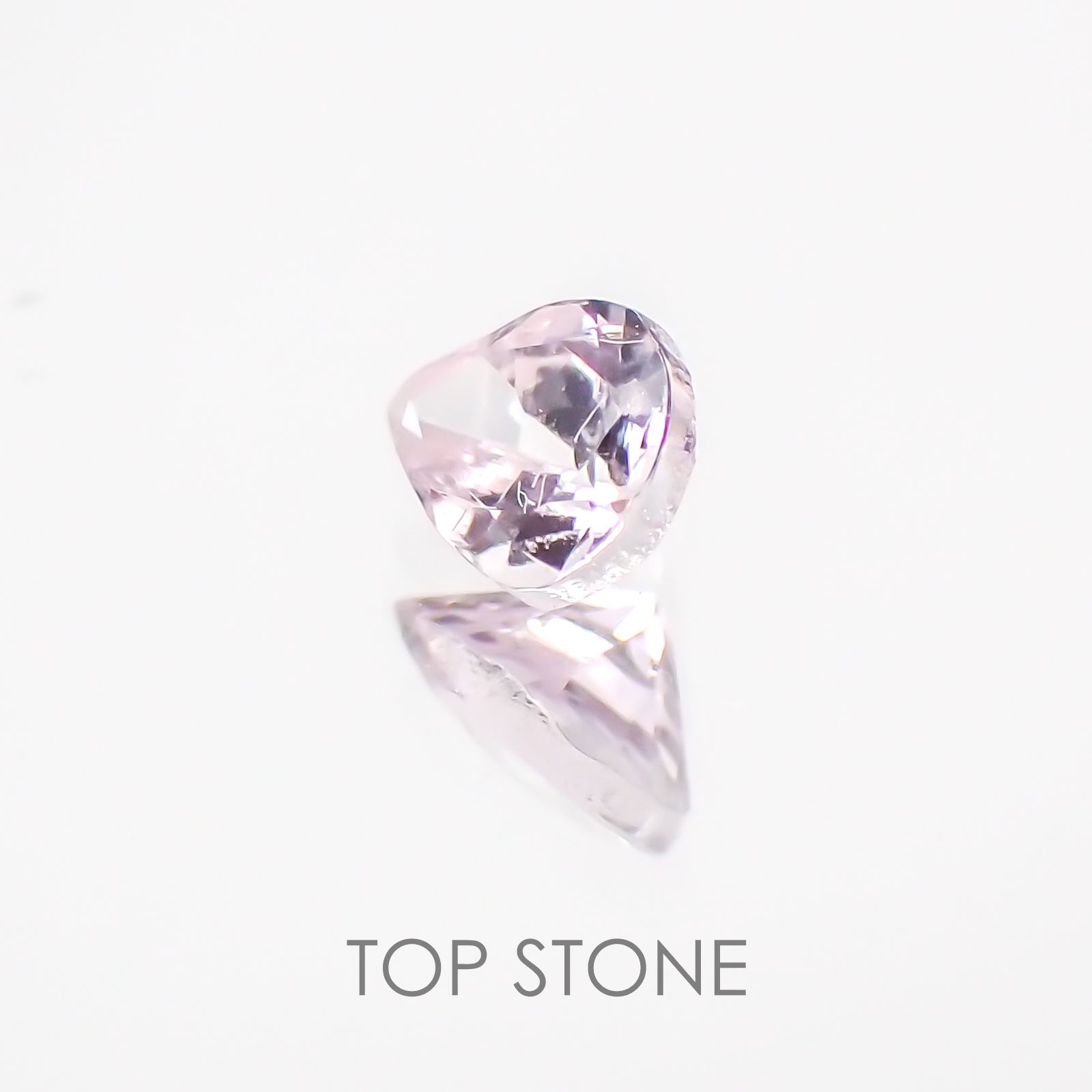 ピンクゾイサイト(宝石名ピンク・ゾイサイト) タンザニア産 0.18ct 識別済[20127882]4×3mm前後