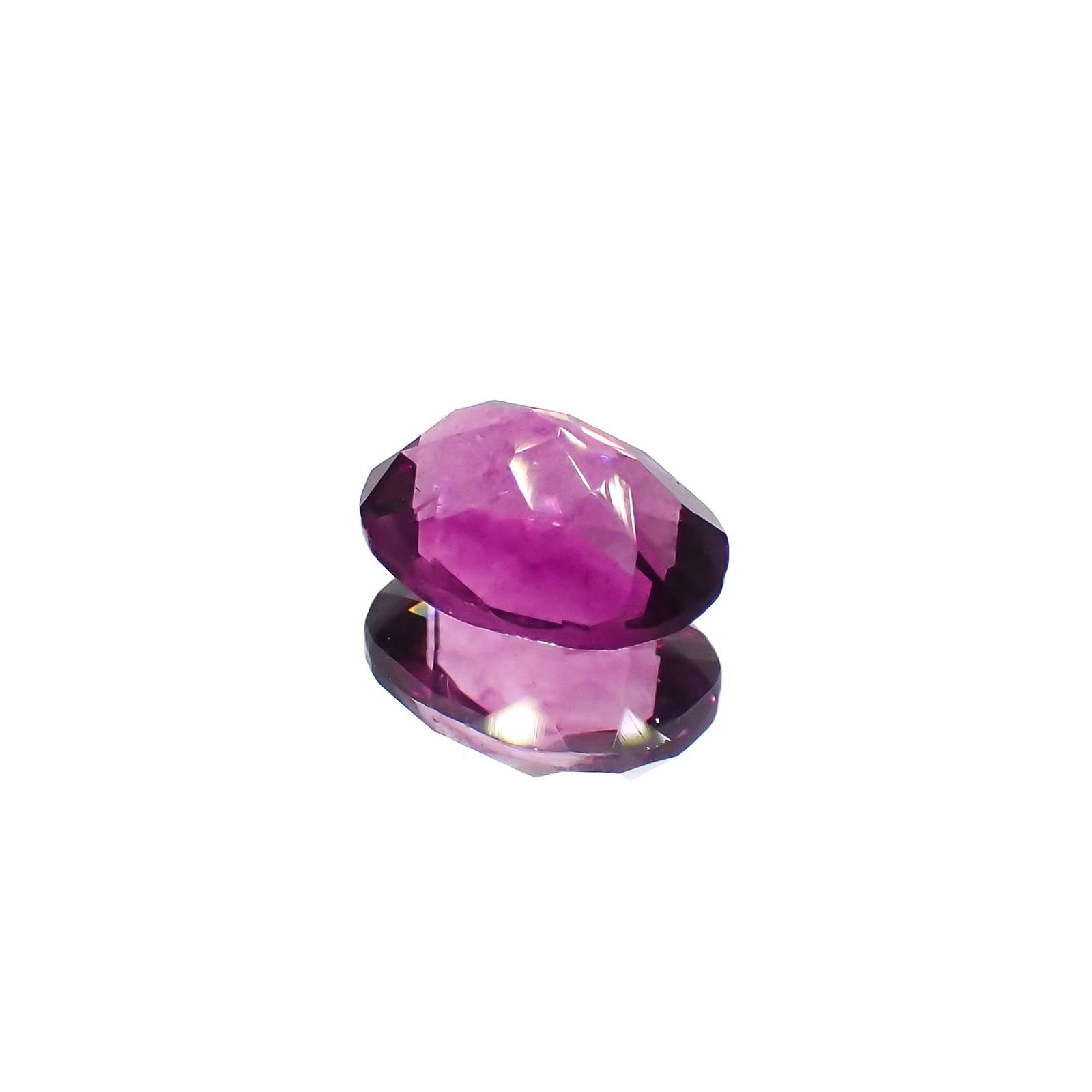ピンクパープルフローライト 中国産 1.44ct / 8.2x6.2mm前後 [221018444]
