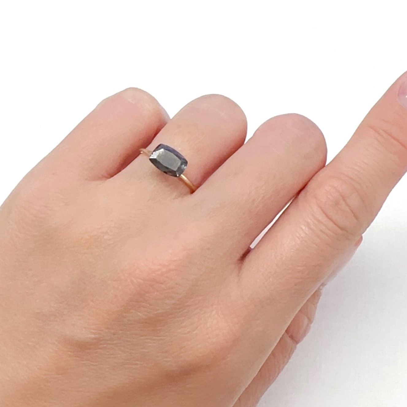 アベンチュリンアクアマリン ナイジェリア産 1.27ct[240226035]8.2x5.7mm前後