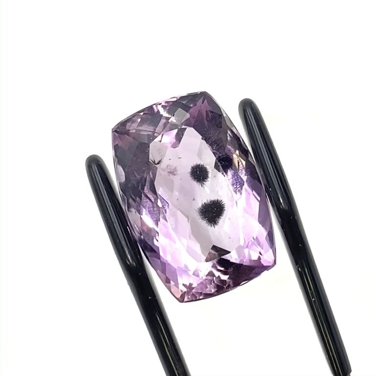 ロマネサイトインアメジスト ブラジル産 13.61ct / 19x13.1mm前後 